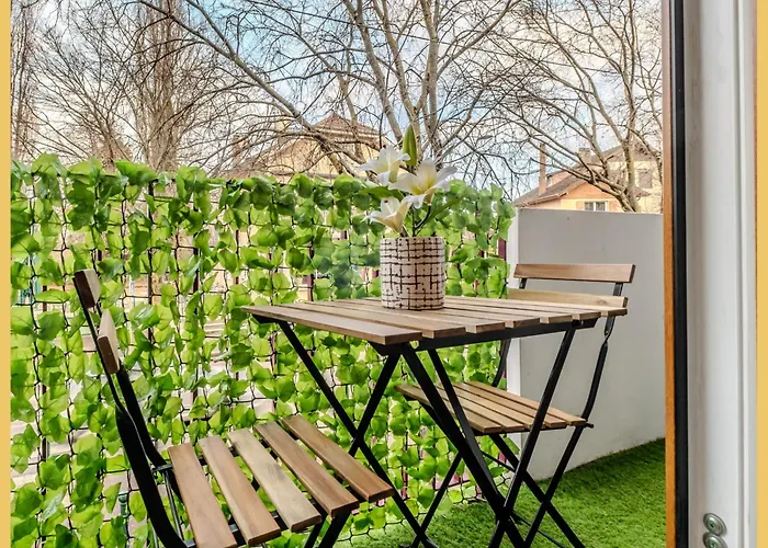 Апартаменты Little Cocoon I I *